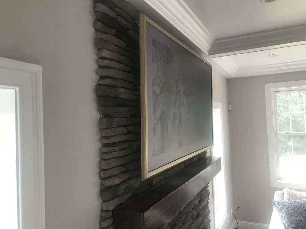 Slide of LCD Plasma Installations