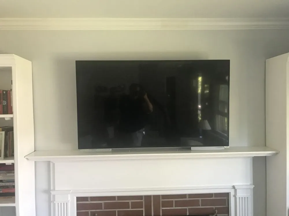 Slide of LCD Plasma Installations