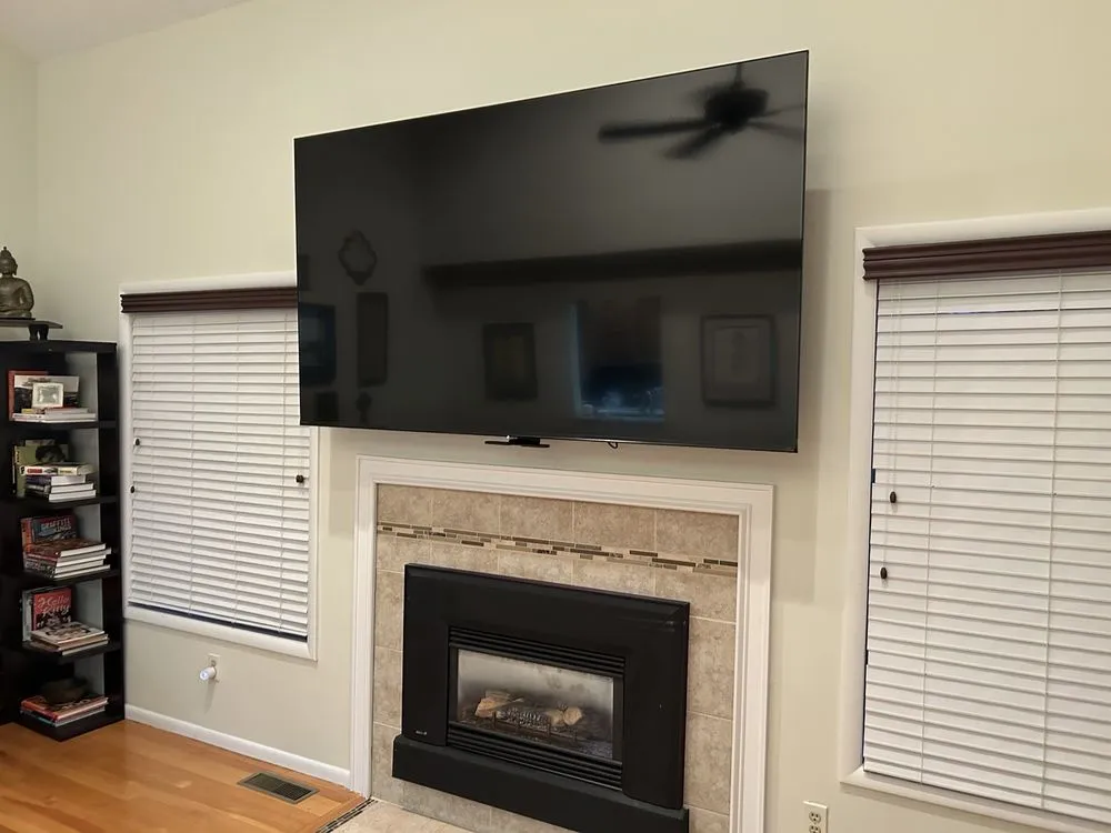 Slide of LCD Plasma Installations