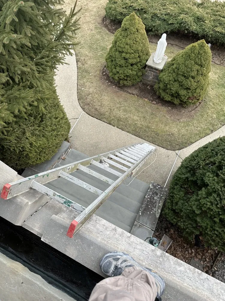 Slide of LDB Handyman