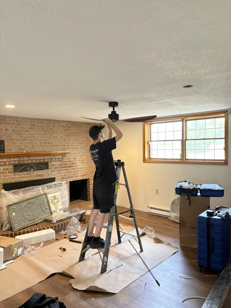 Reliable circuit breaker repair service in Hedgesville, WV - LDS Electric