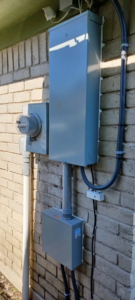 Slide of L&E Electrical Services - TECL 31068