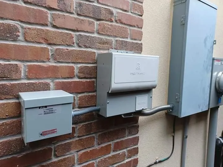 Slide of L&E Electrical Services - TECL 31068