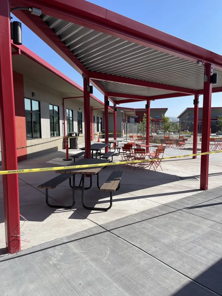 Slide of Le Electrician