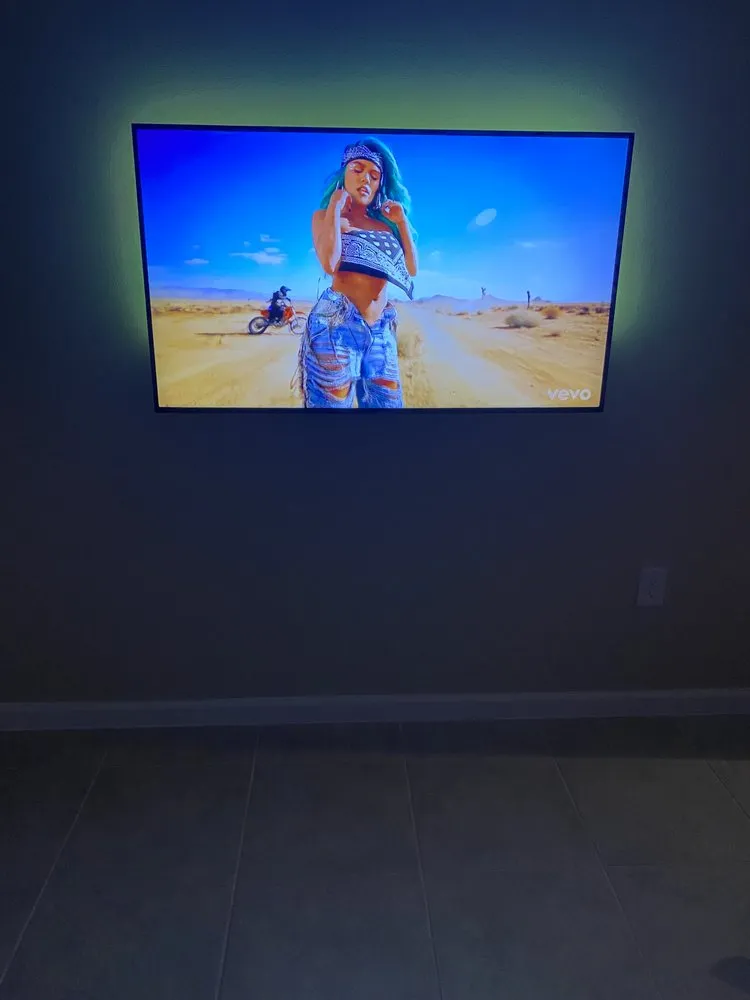 Slide of L&E Home Services