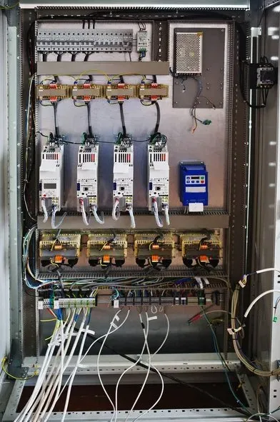 Slide of Le Presti Electric