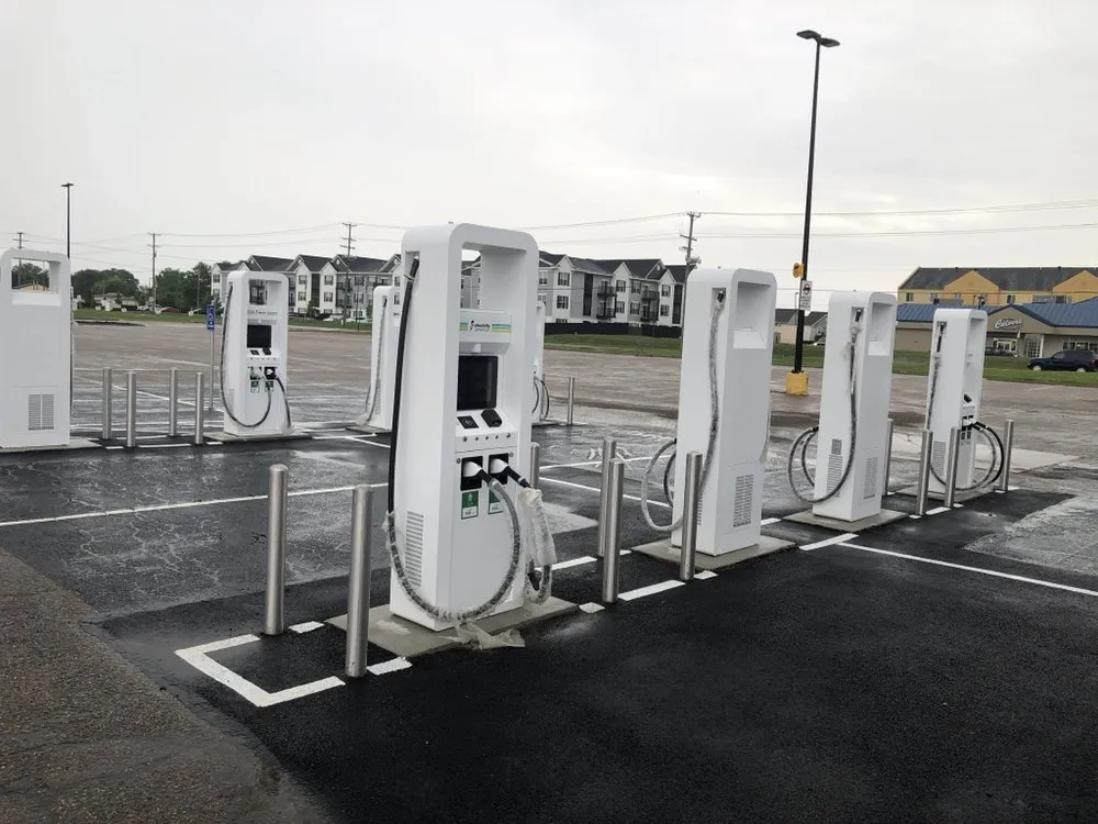 Slide of Leading-Edge Services