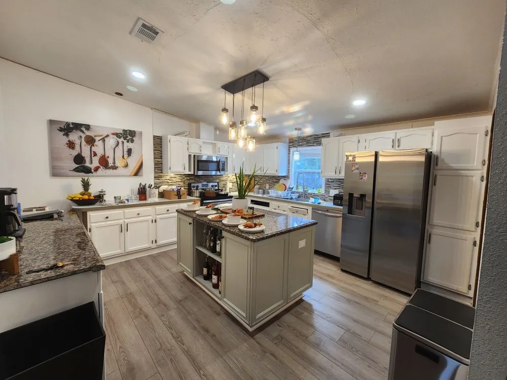 Slide of Leaf Electric