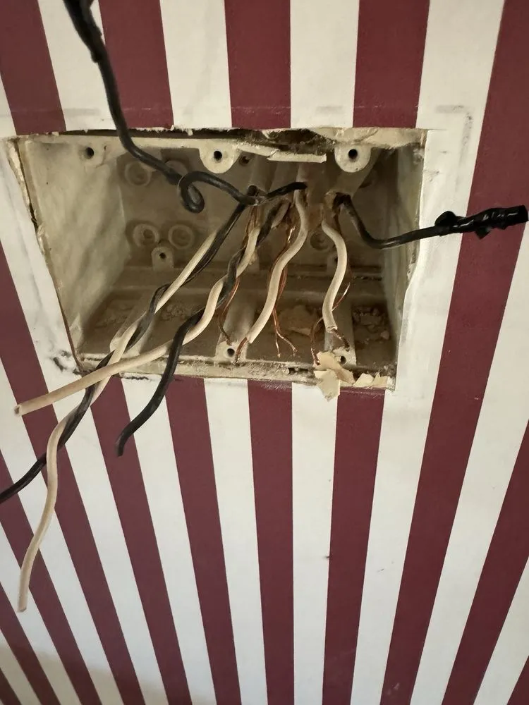 Slide of Leal Electric