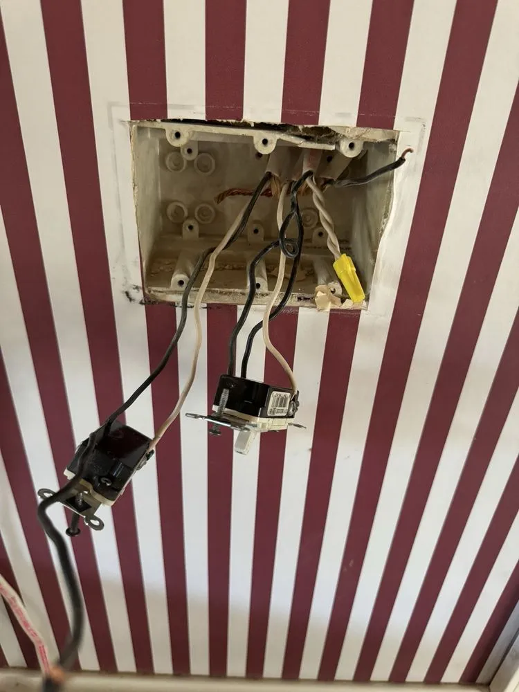 Slide of Leal Electric