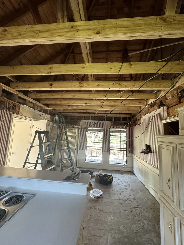 Slide of Leal Electric