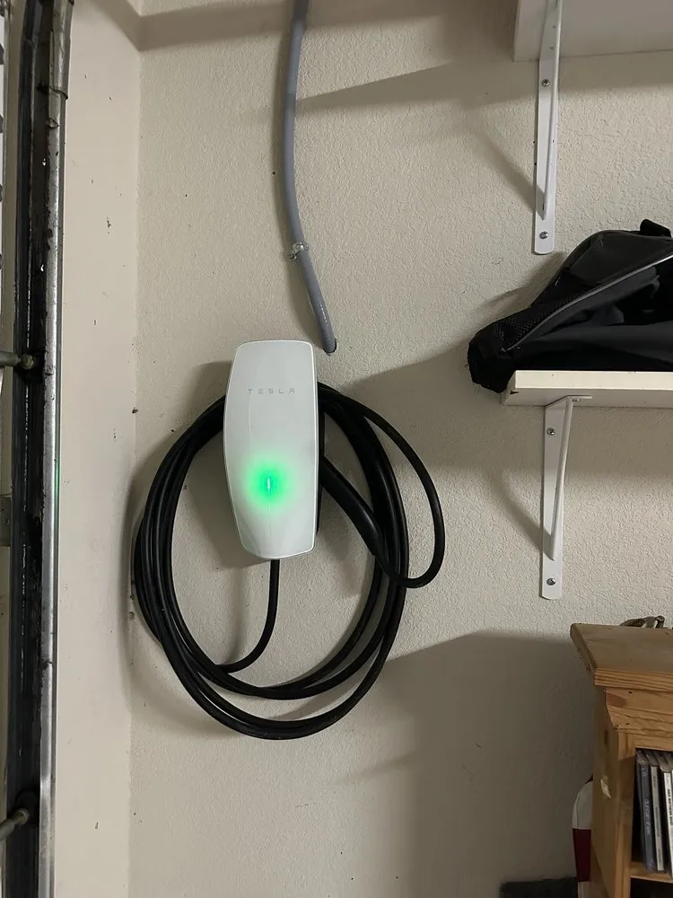 Slide of Leal Electric