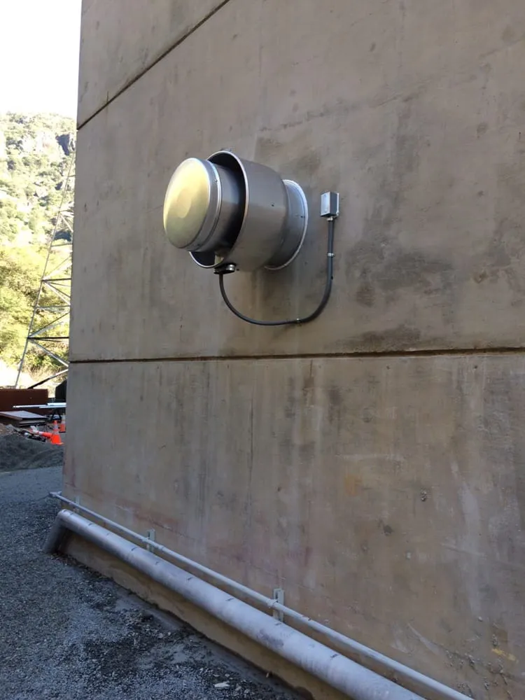 Licensed electrical service for homes in lighting installation,  by 