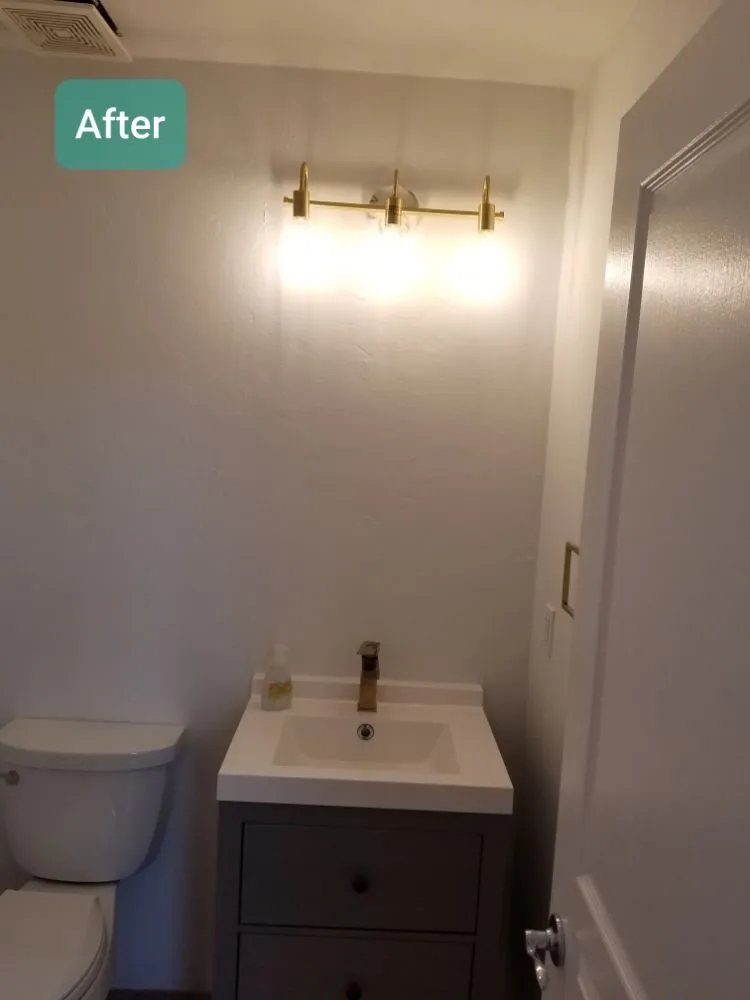 Licensed electrician providing panel upgrade in , 