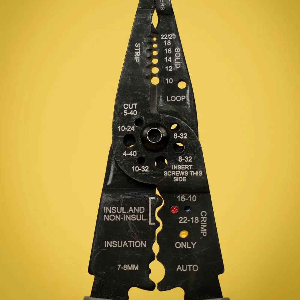 Slide of Lediar Electric Solutions