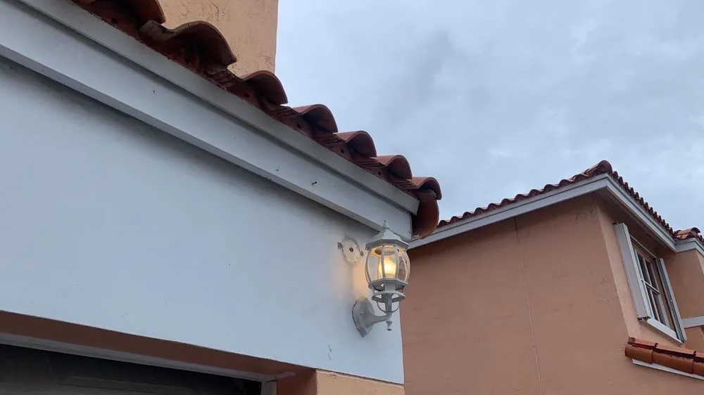 Slide of Lediar Electric Solutions