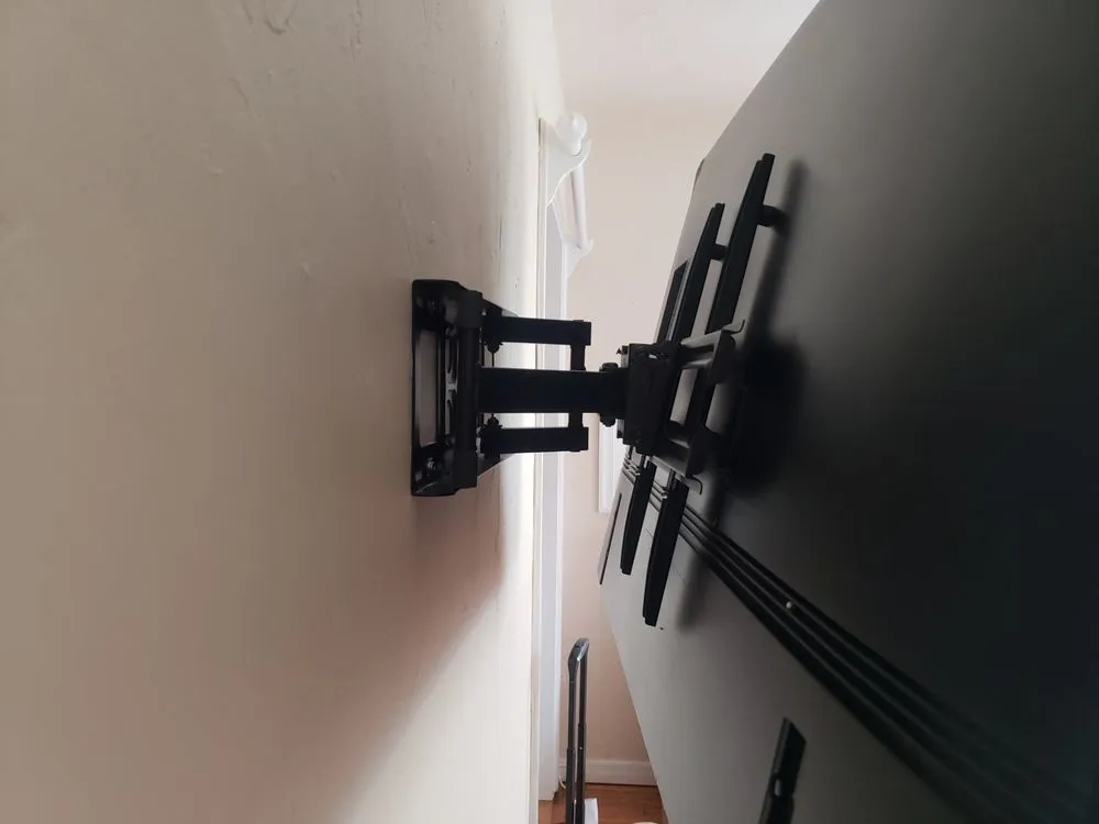 Slide of Lee Can Fixit