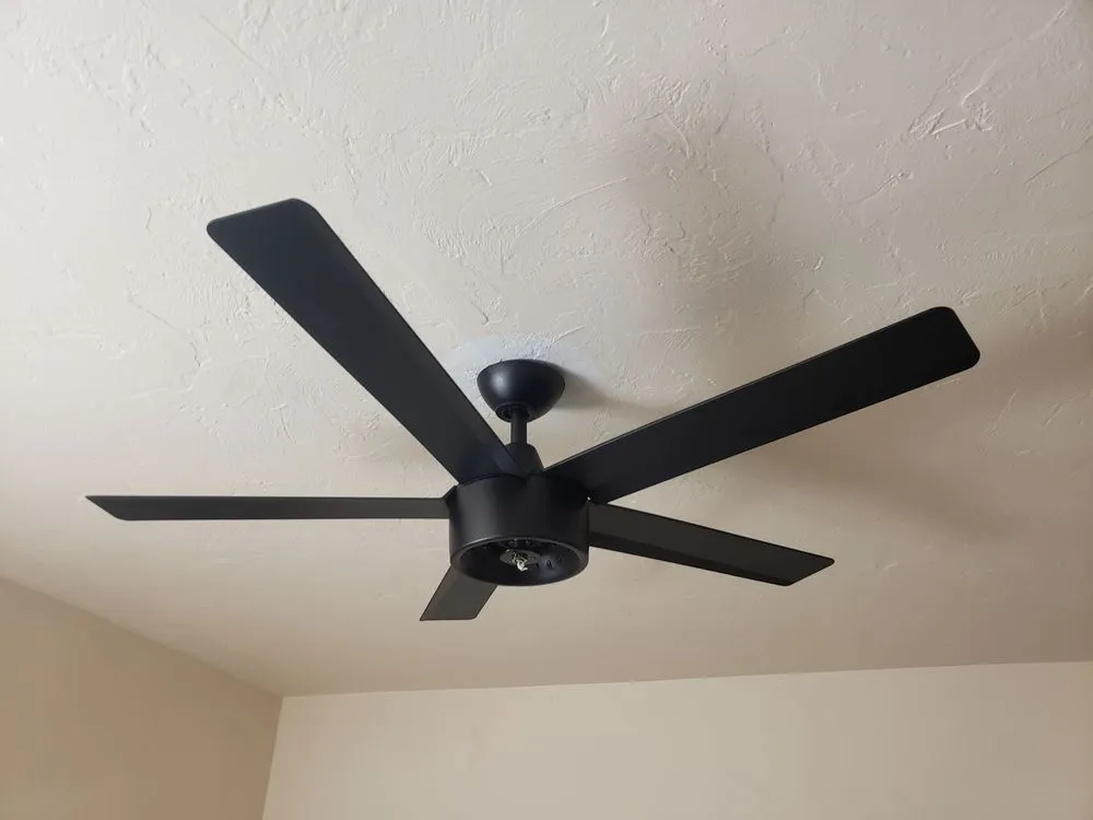 Slide of Lee Can Fixit