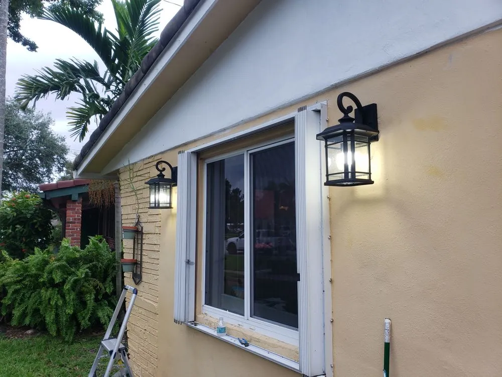 Slide of Lee Can Fixit