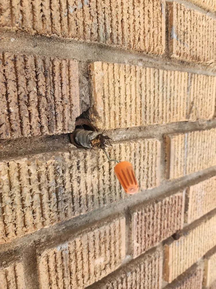 Slide of Lee Contracting