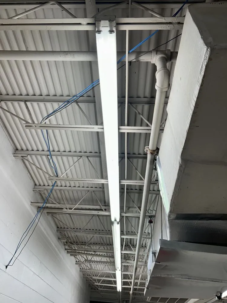 Slide of Lee Electric