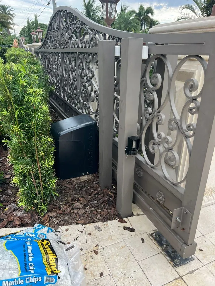 Slide of Lee Electric Gate Repair