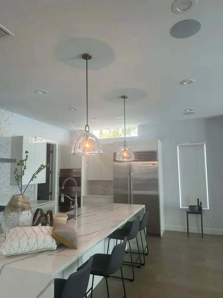 Slide of LEE Electric