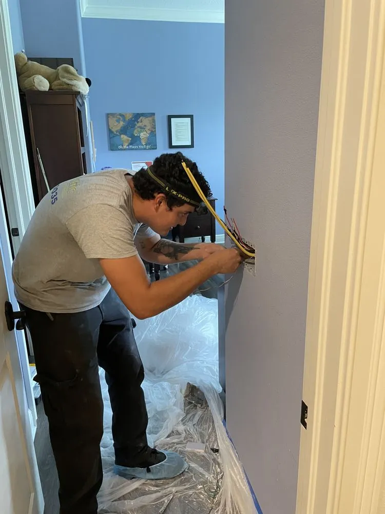 Slide of LEE Electric