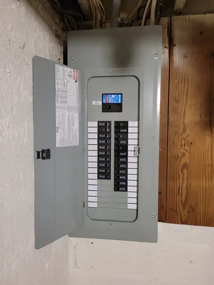 Slide of Lee Home Improvement