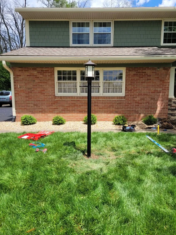 Slide of Lee Home Improvement