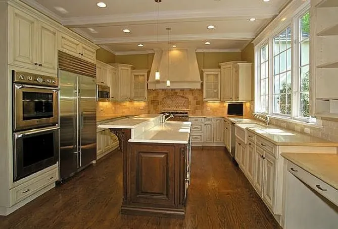 Slide of Lee Kaplan Electric