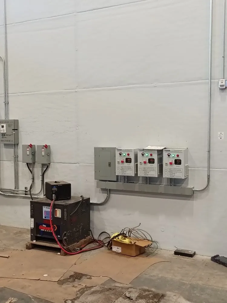 Slide of LEE LIGHTING AND ELECTRIC