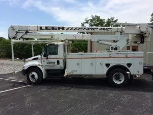 Slide of Leer Electric