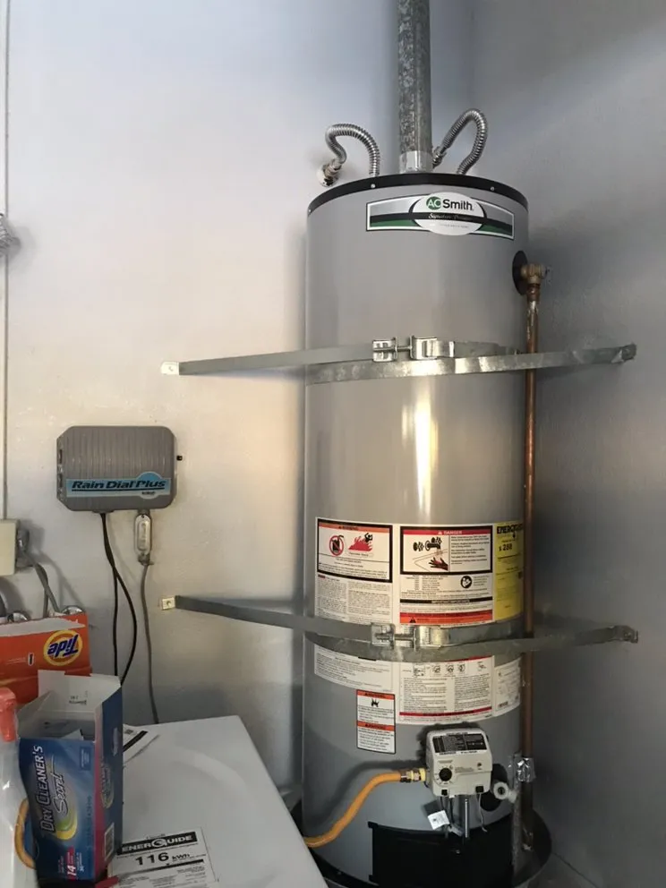 Slide of Lee’s Handyman Services