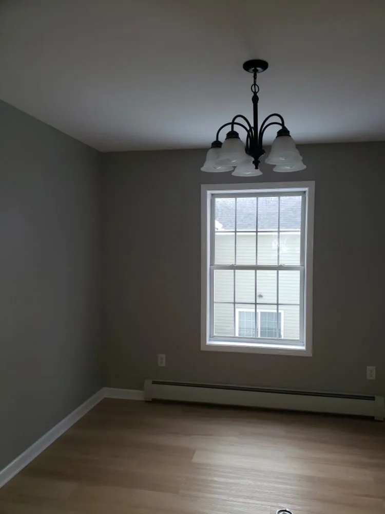 Slide of Lefty's Handyman Service