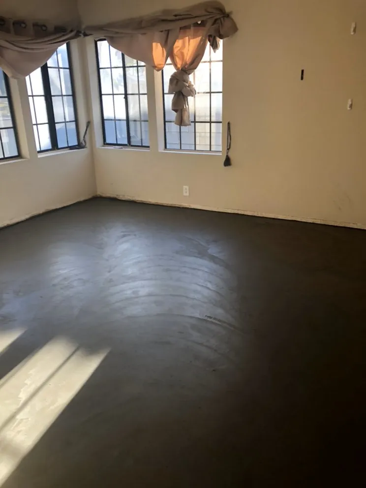 Slide of Legacy Concrete & Electrical