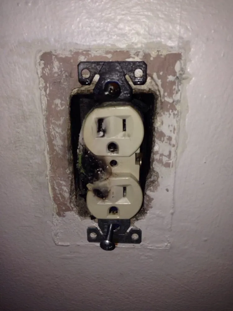 Affordable electrical service for homes in electrical repair,  by 