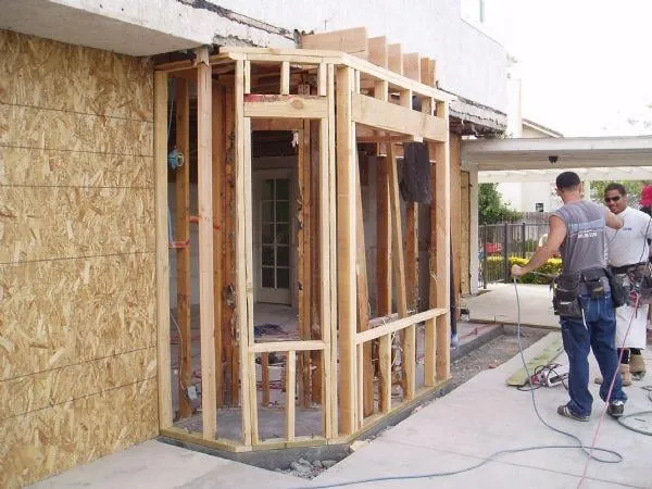 Slide of Leigh Construction