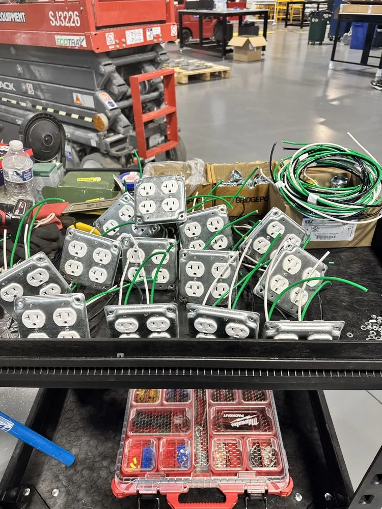 Slide of Lel Electric