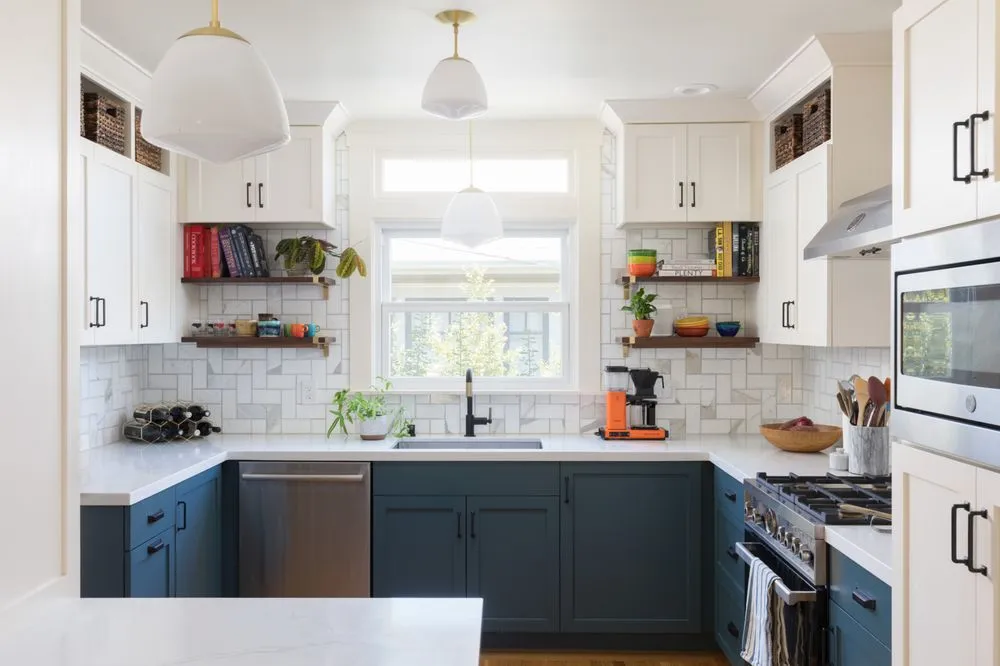 Slide of Lema Construction