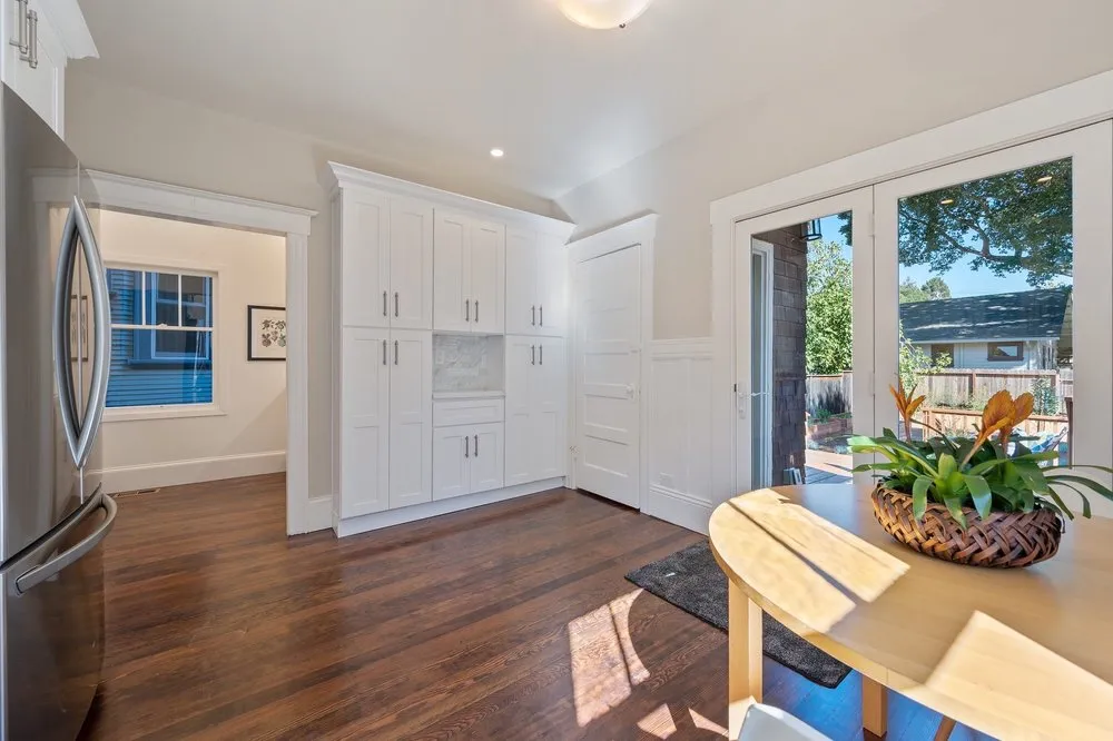 Slide of Lema Construction