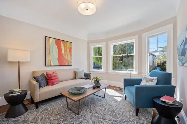 Lema Construction Logo