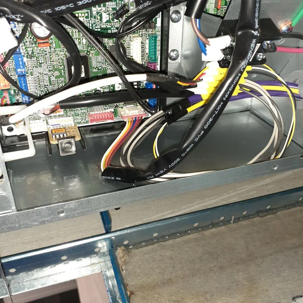 Slide of Lemus Electrician