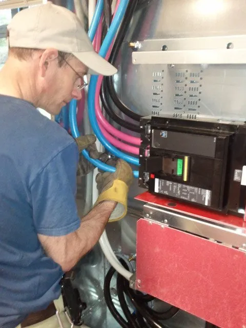 Slide of Lenko Electric