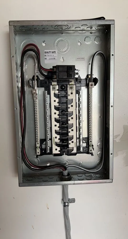 Reliable electrician providing outlet and switch repair in Belle Vernon, PA - Lenzi Electric