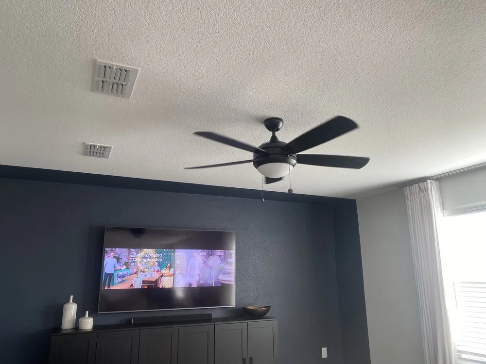 Slide of Leo Electric Service