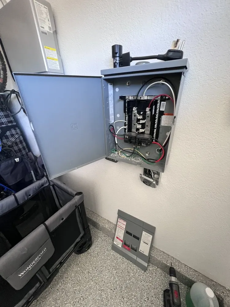 Slide of LEO Electrical