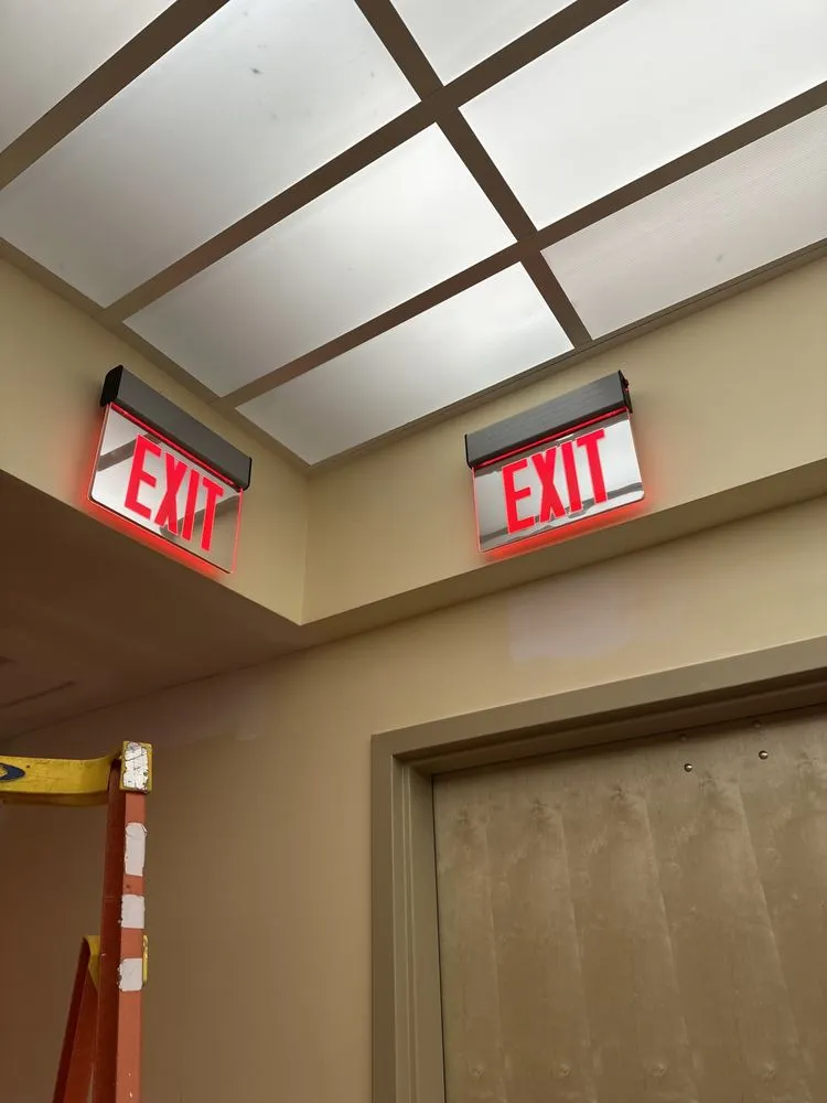 Slide of Leon Elctric