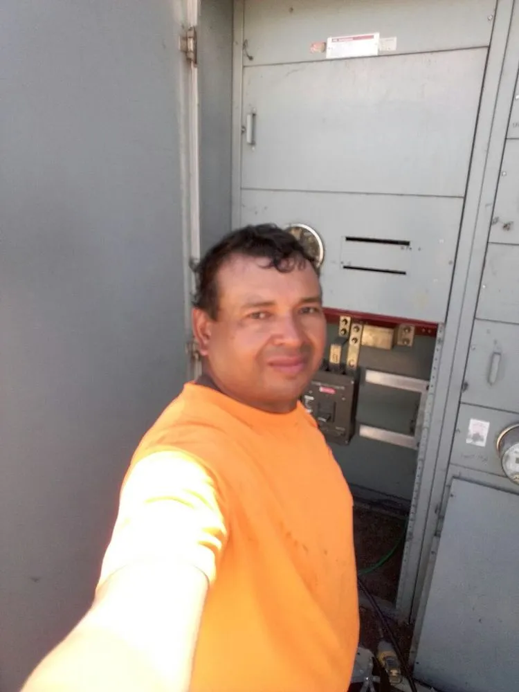 Slide of Leon Electric