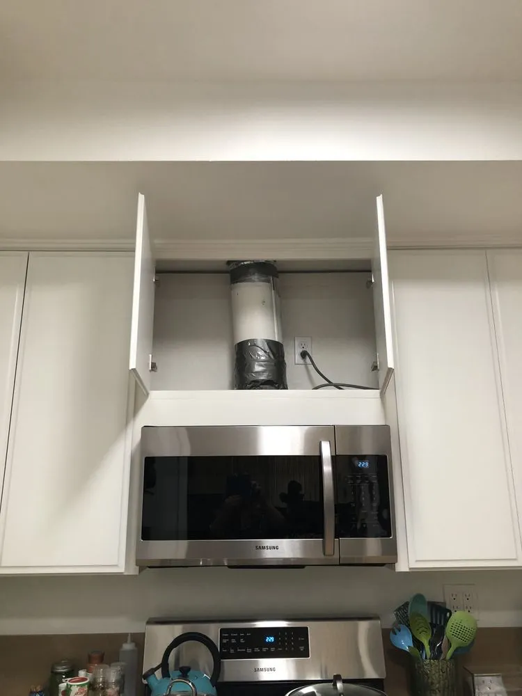 Slide of Leon Electric